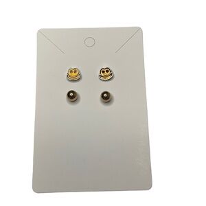 Gold earring set